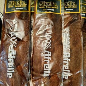 Brown Kanekalon Hair for Reptile Enclosures